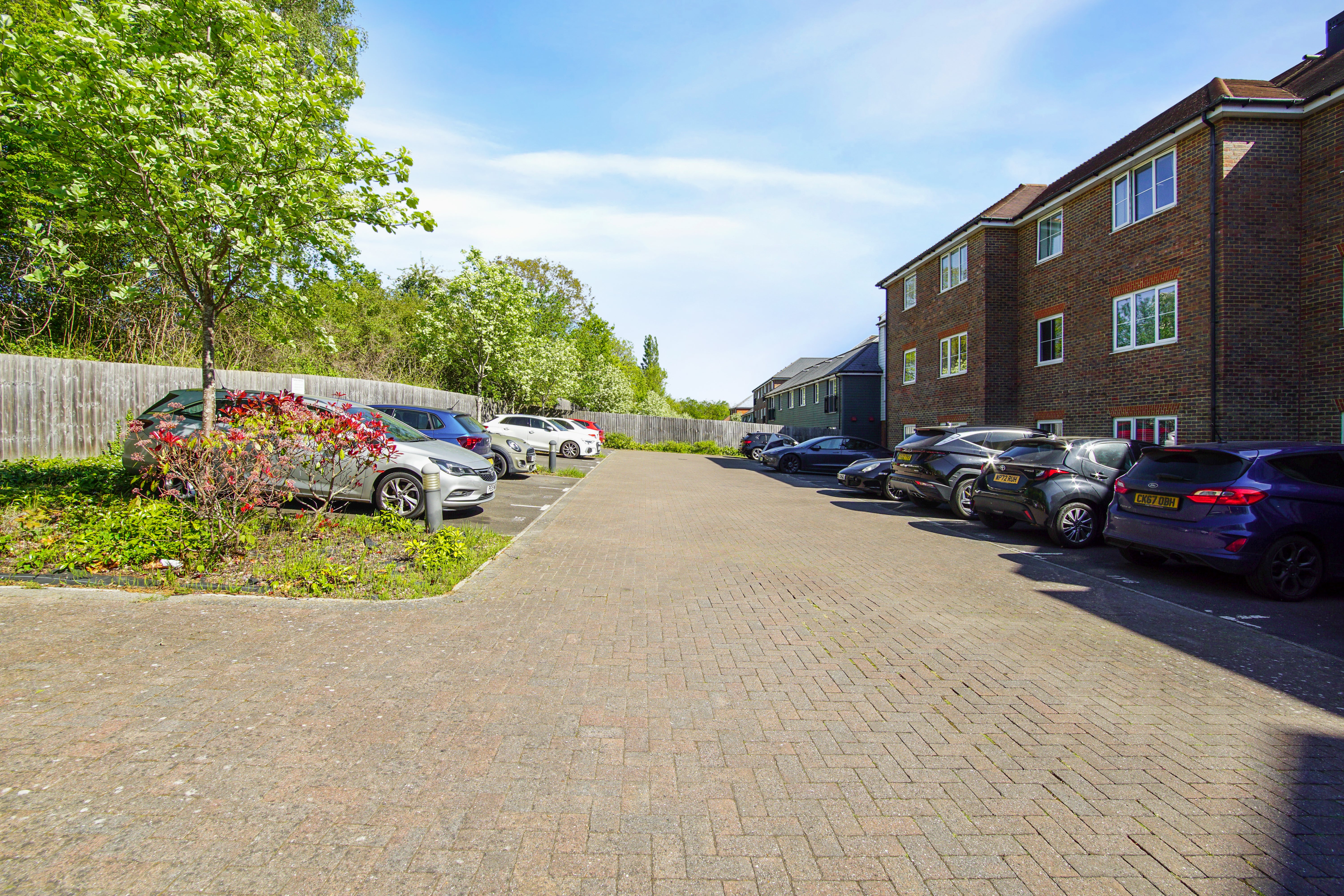 Flat Mere Road in Sevenoaks