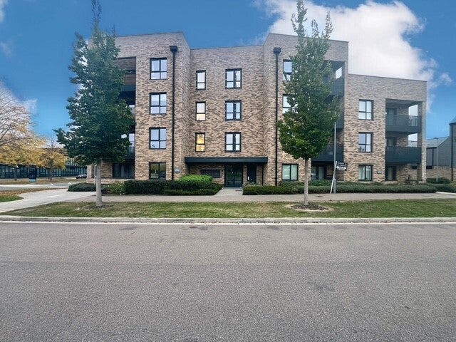Flat Aylwin Way in Huntingdonshire