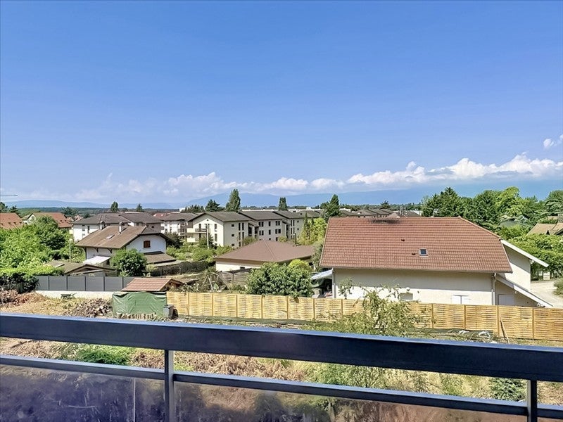 Flat Allée du Cèdre in Gaillard