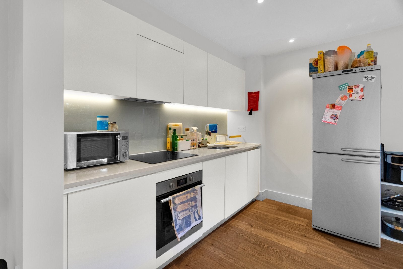 Flat Tiltman Place in Greater London