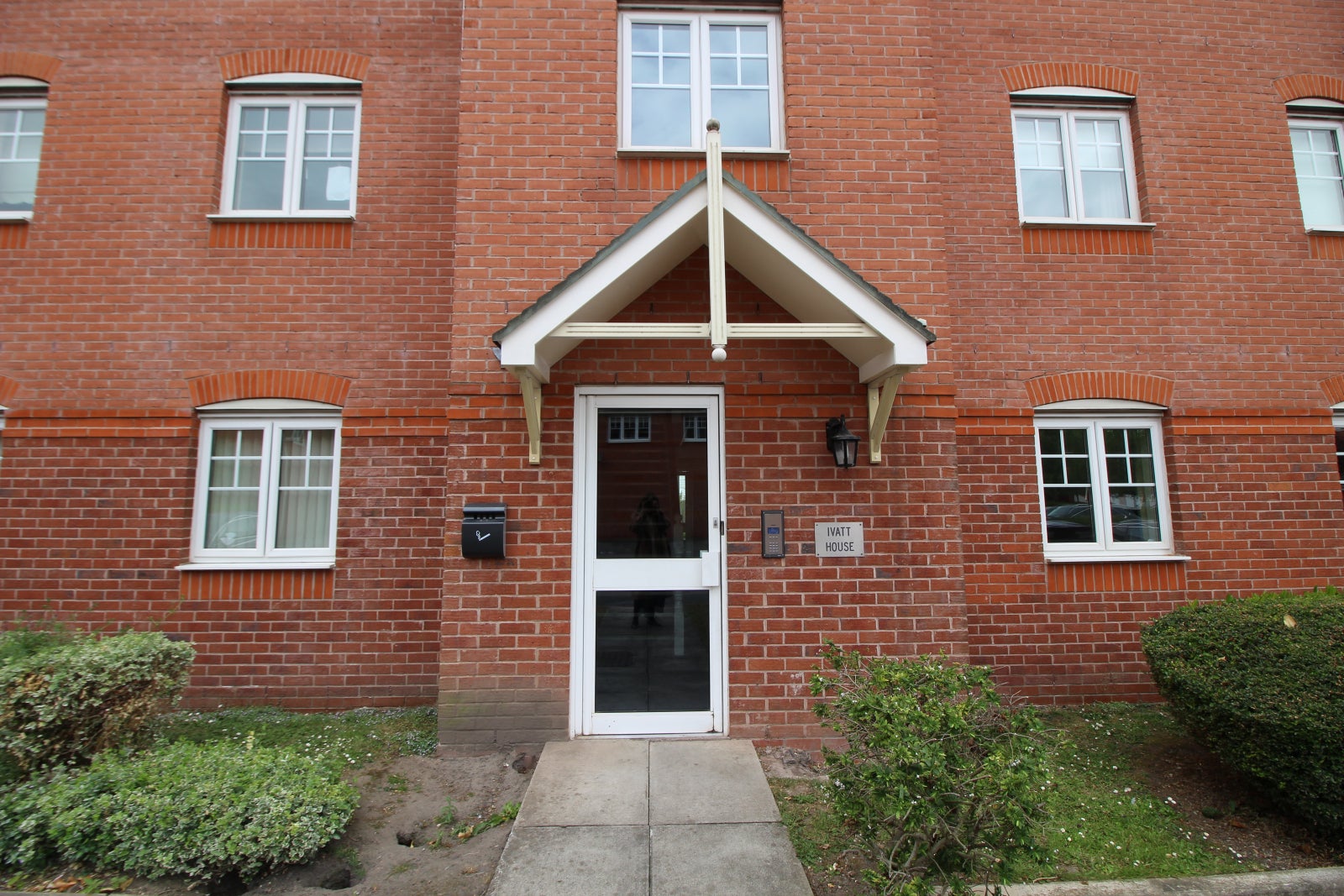 Flat Blount Close in Crewe