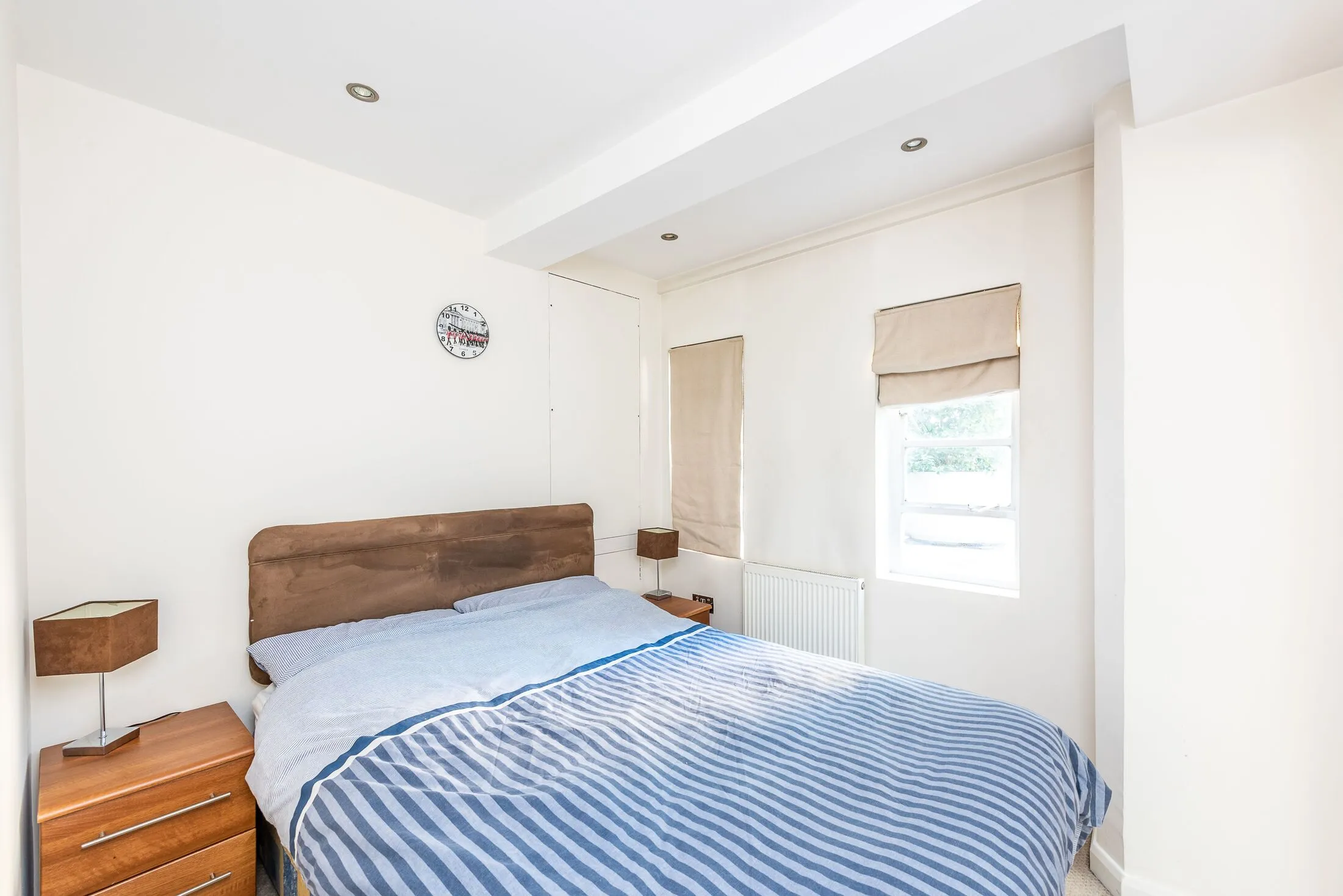 Flat Sloane Avenue in Greater London