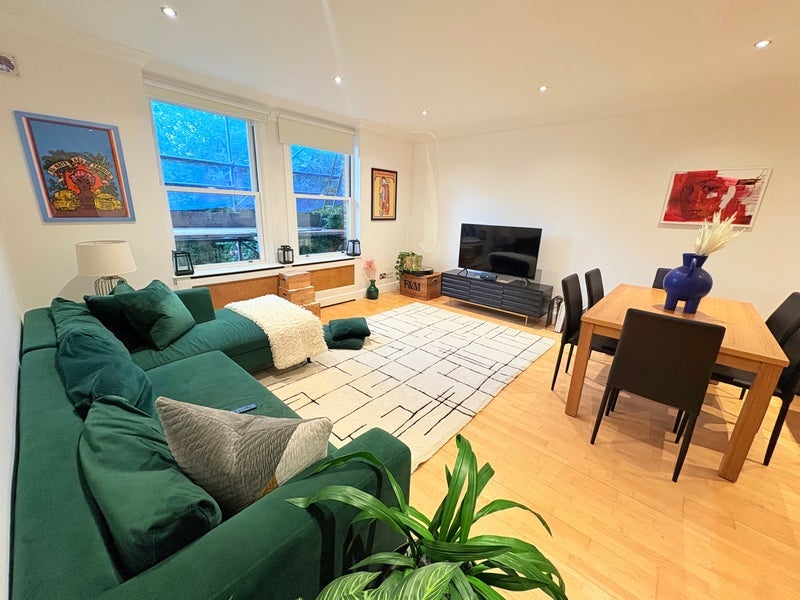 Room Putney Hill in Greater London
