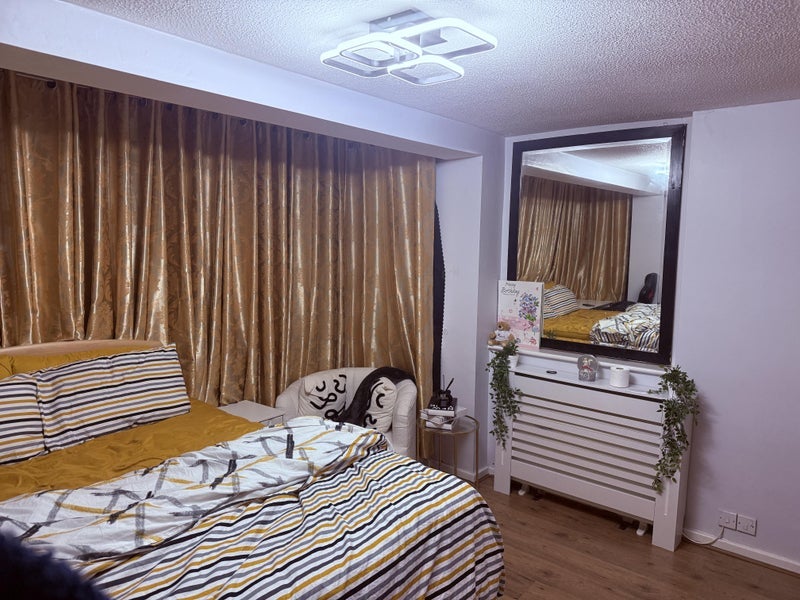 Room Kersal Way in Salford
