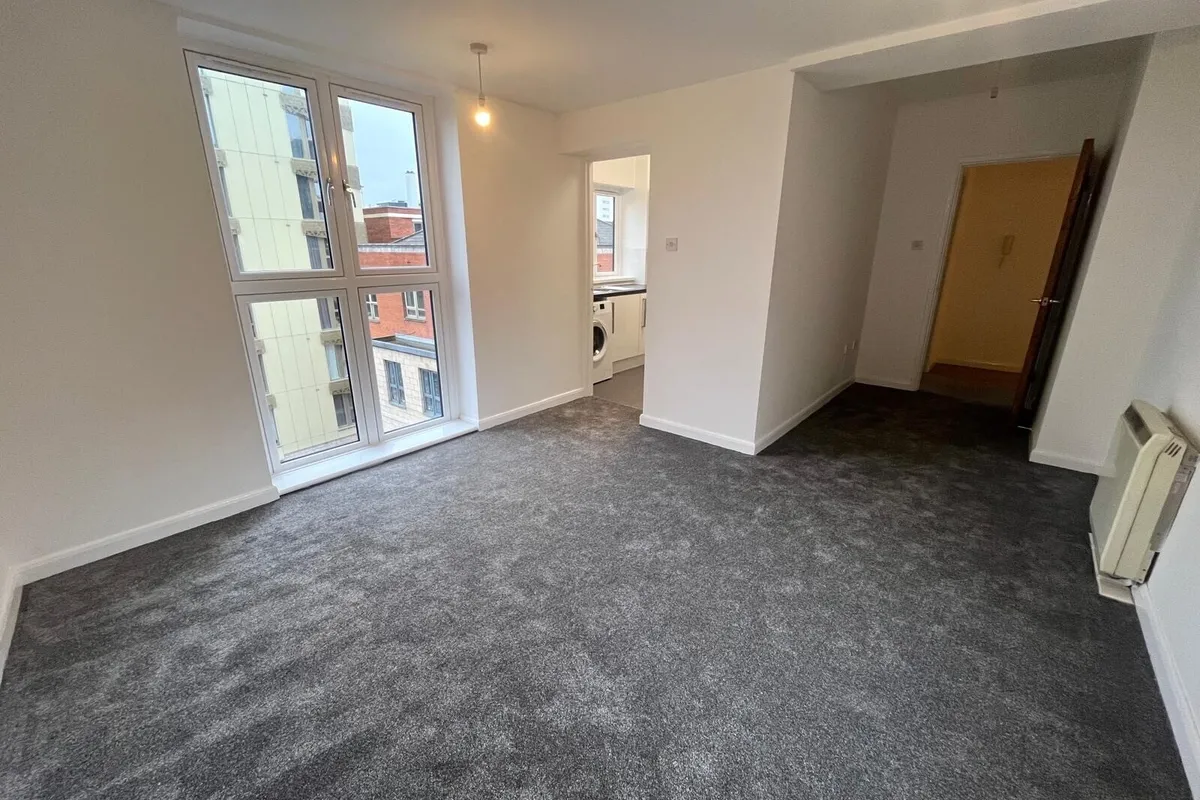 Flat Hollow Stone in Nottingham