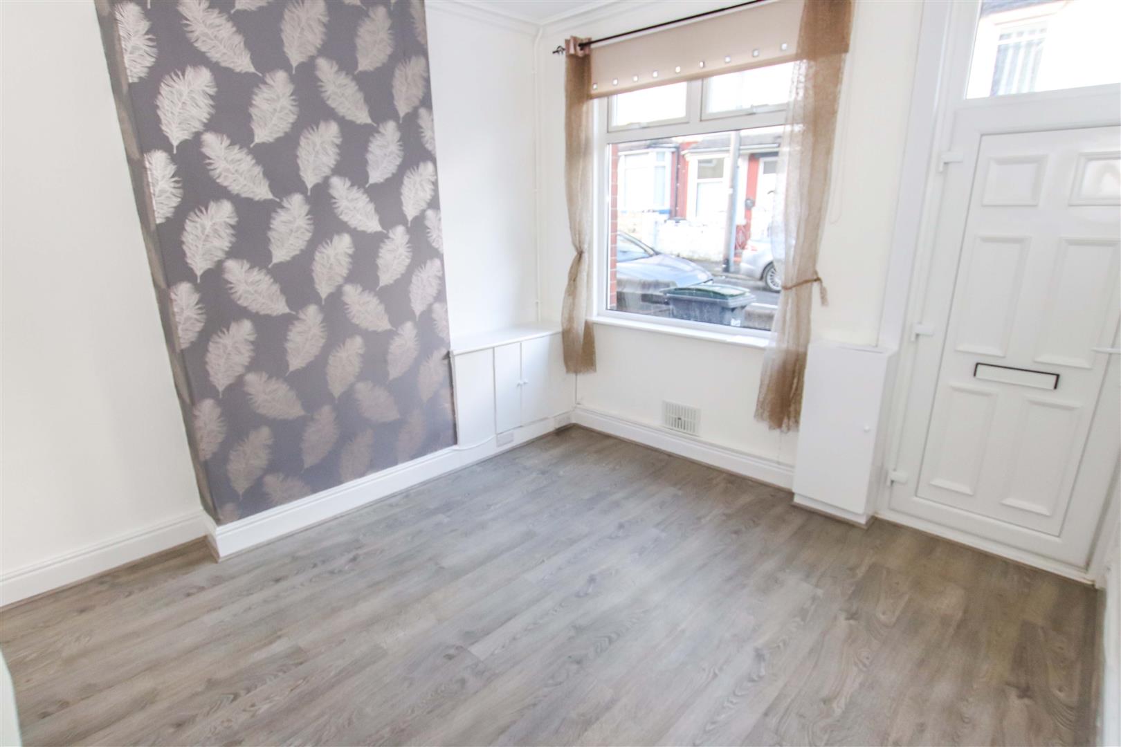 Flat Alastair Road in Stoke-on-Trent