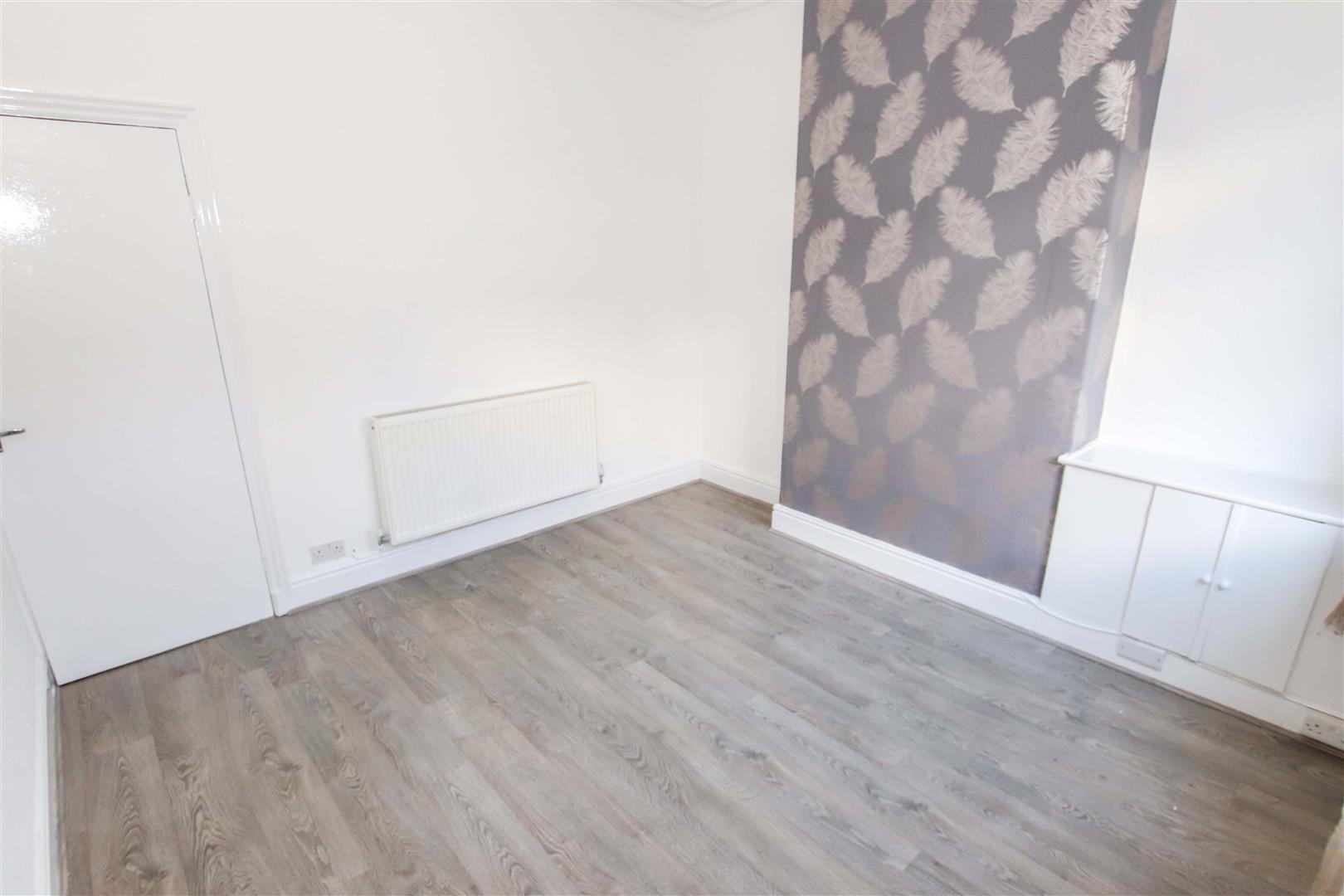 Flat Alastair Road in Stoke-on-Trent