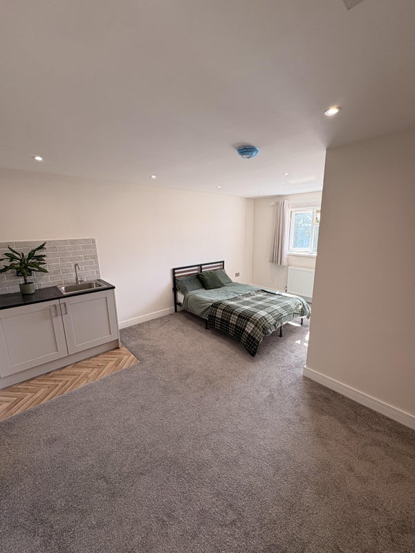 Room Highley Close in Wyre Forest