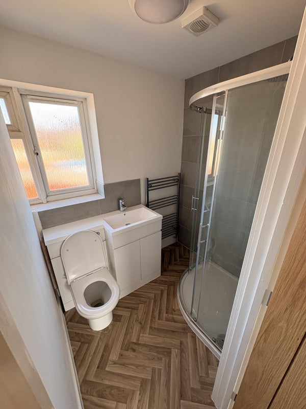 Room Highley Close in Wyre Forest