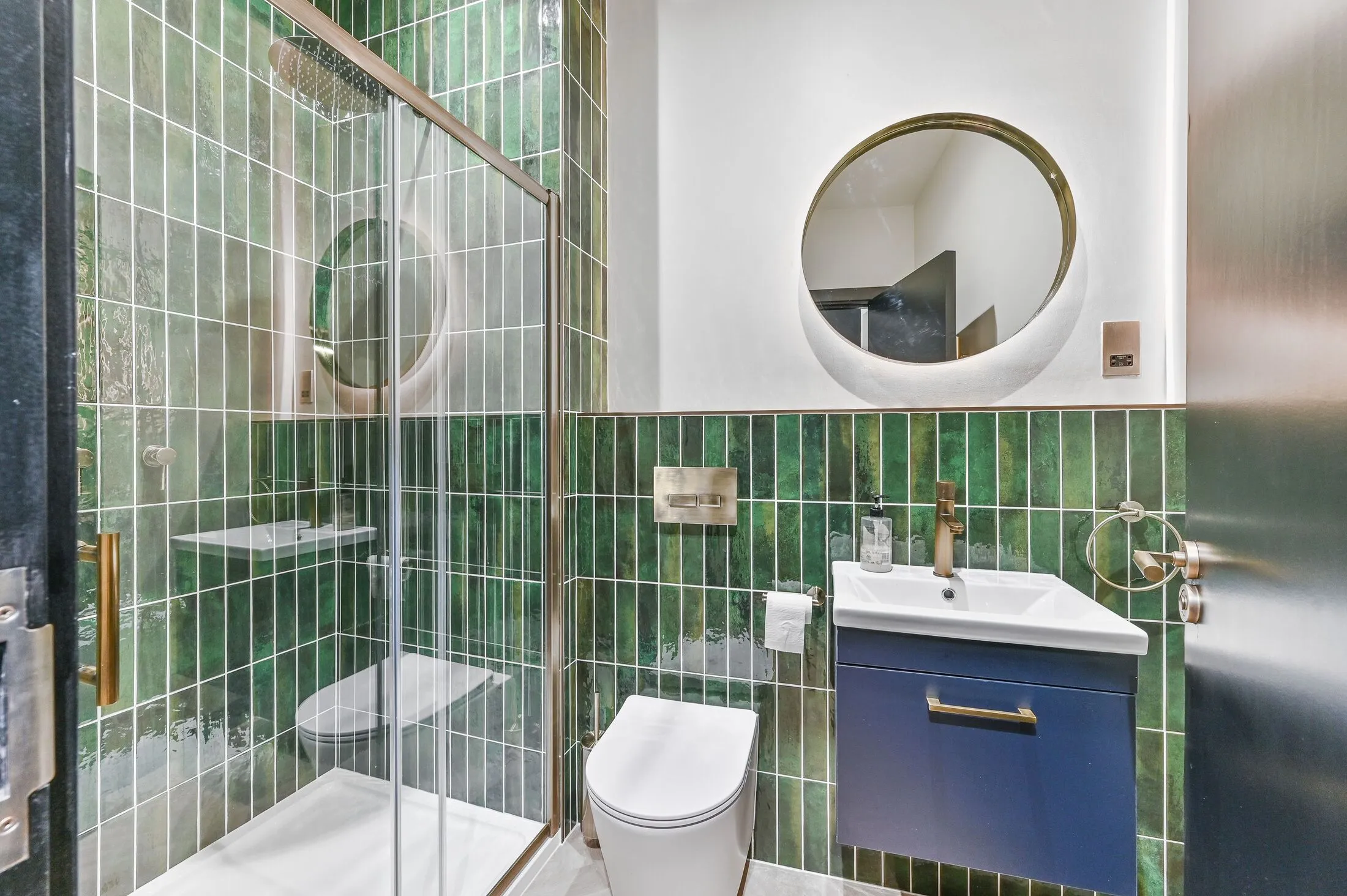 Flat Cranfield Close in Greater London