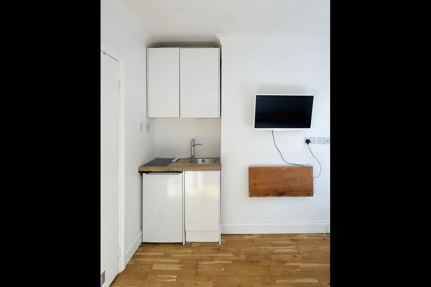 Room Mercia Grove in Greater London