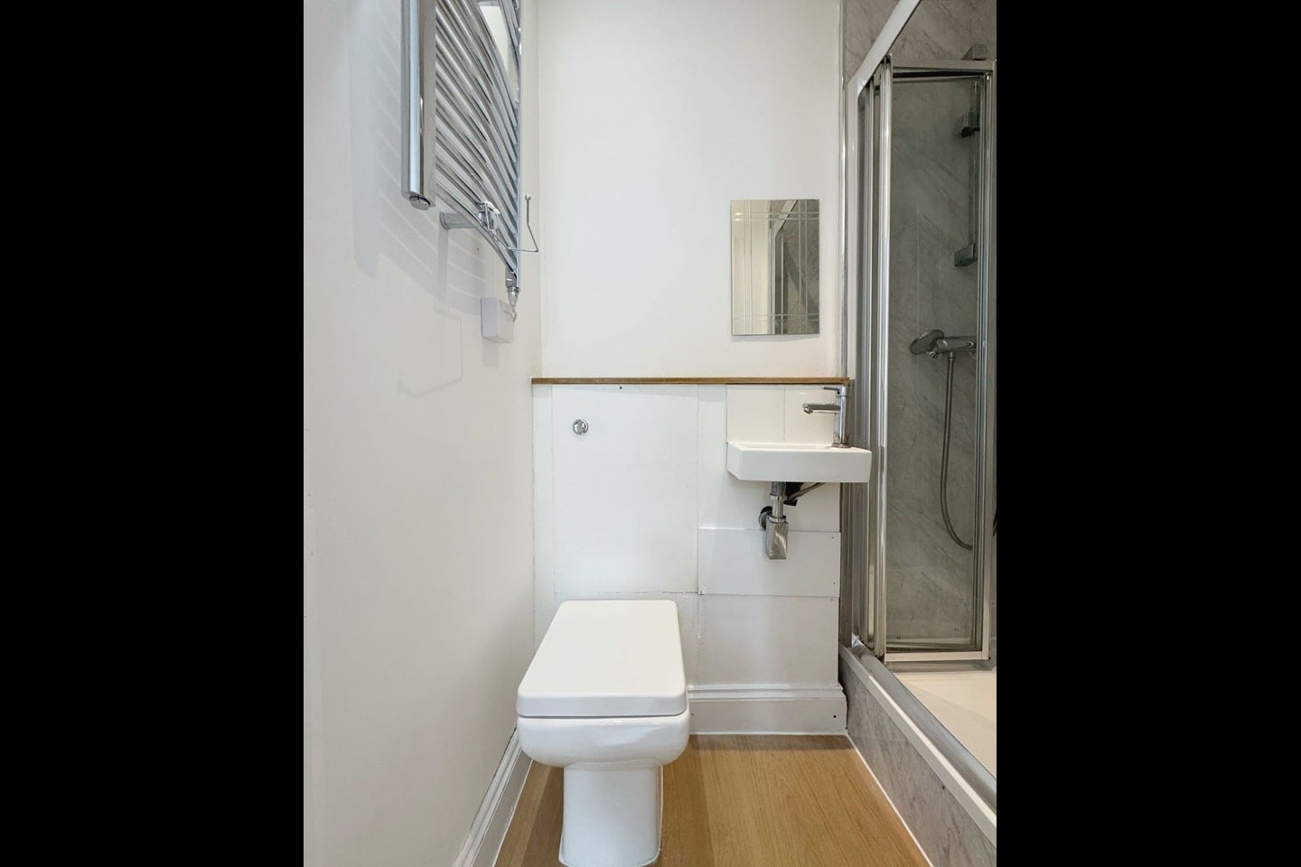 Room Mercia Grove in Greater London