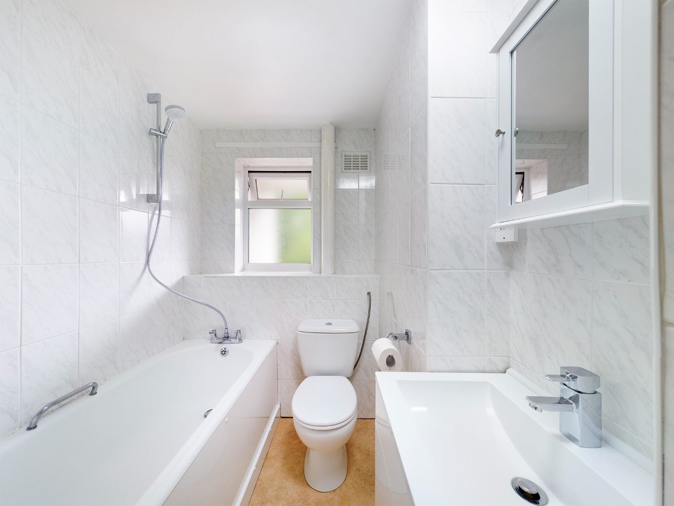 Flat Figtree Hill in Hemel Hempstead