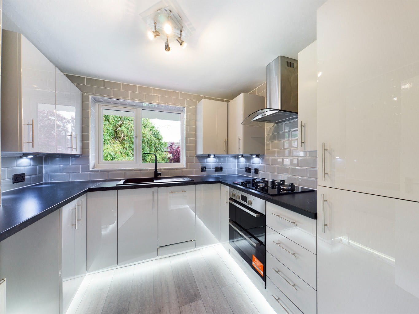 Flat Figtree Hill in Hemel Hempstead