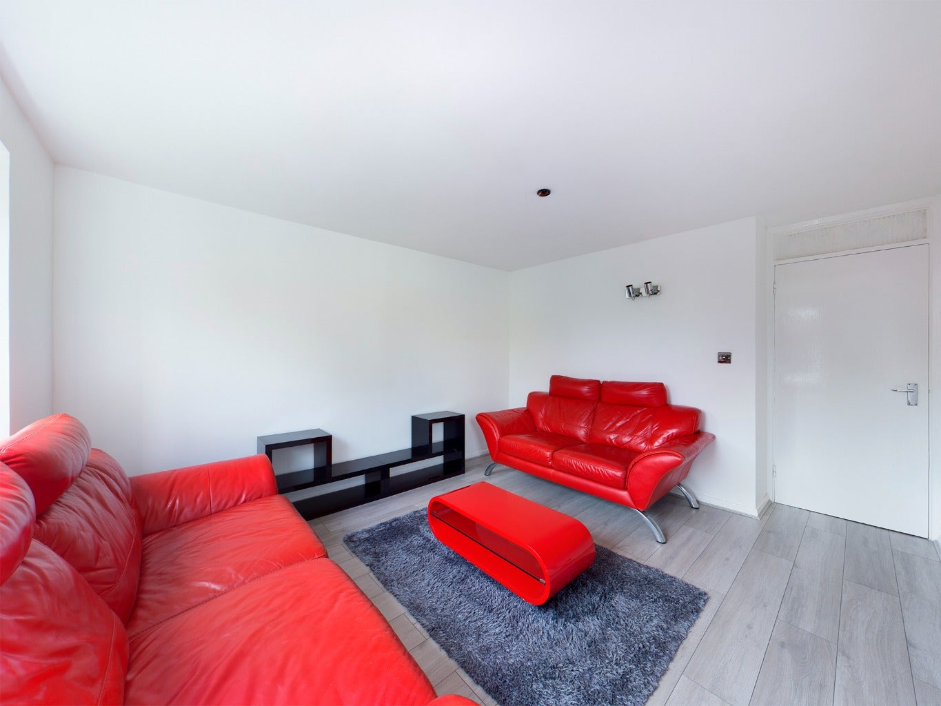 Flat Figtree Hill in Hemel Hempstead