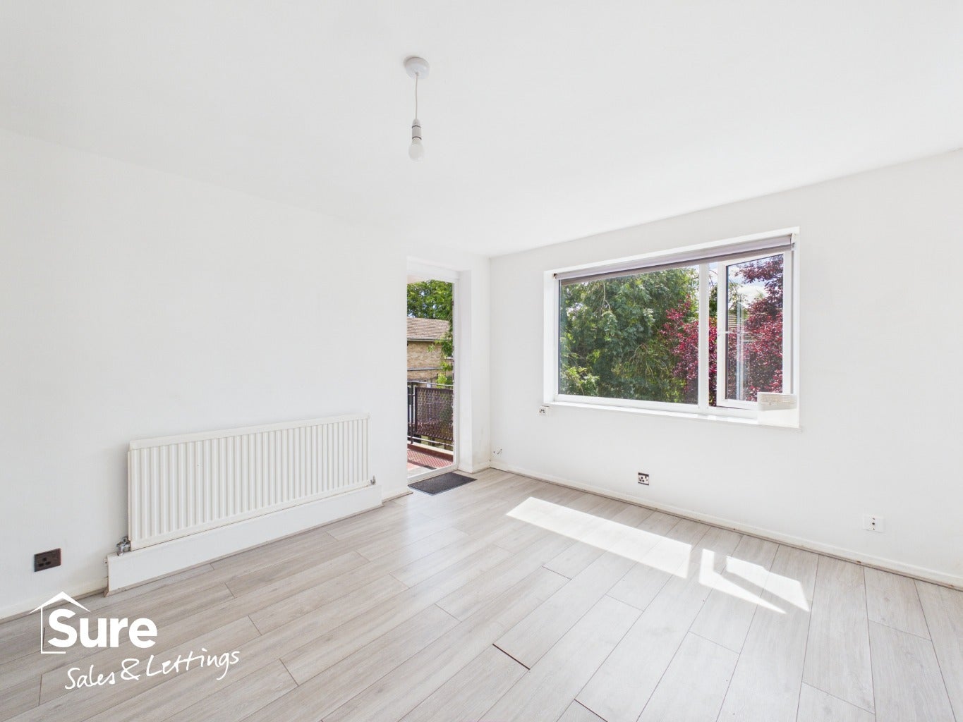 Flat Figtree Hill in Hemel Hempstead