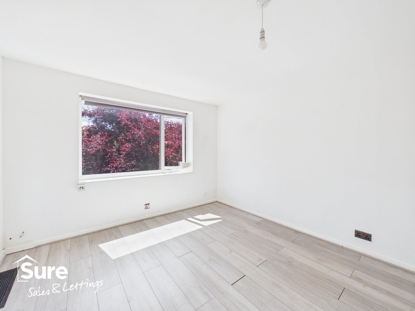 Flat Figtree Hill in Hemel Hempstead