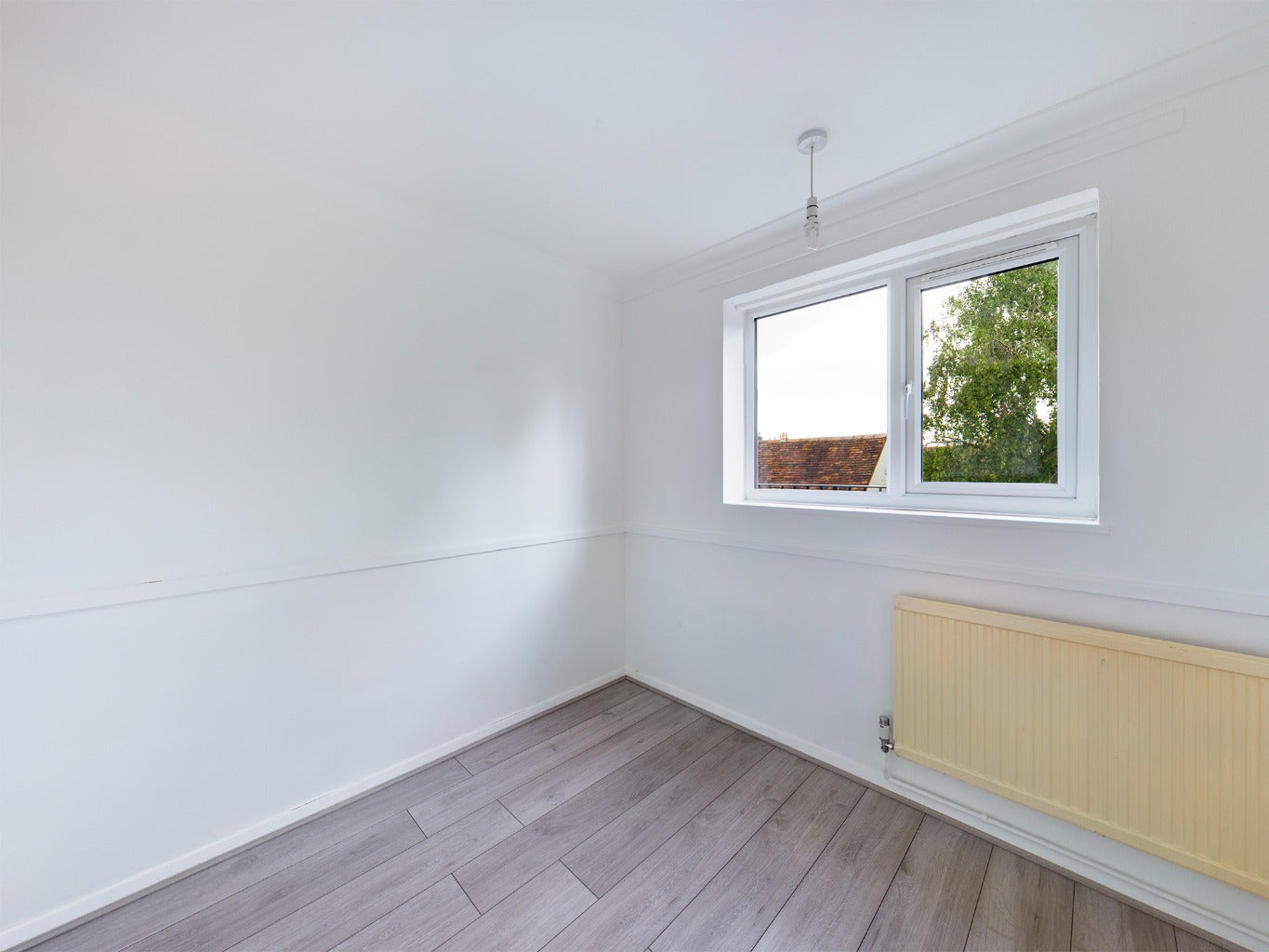 Flat Figtree Hill in Hemel Hempstead