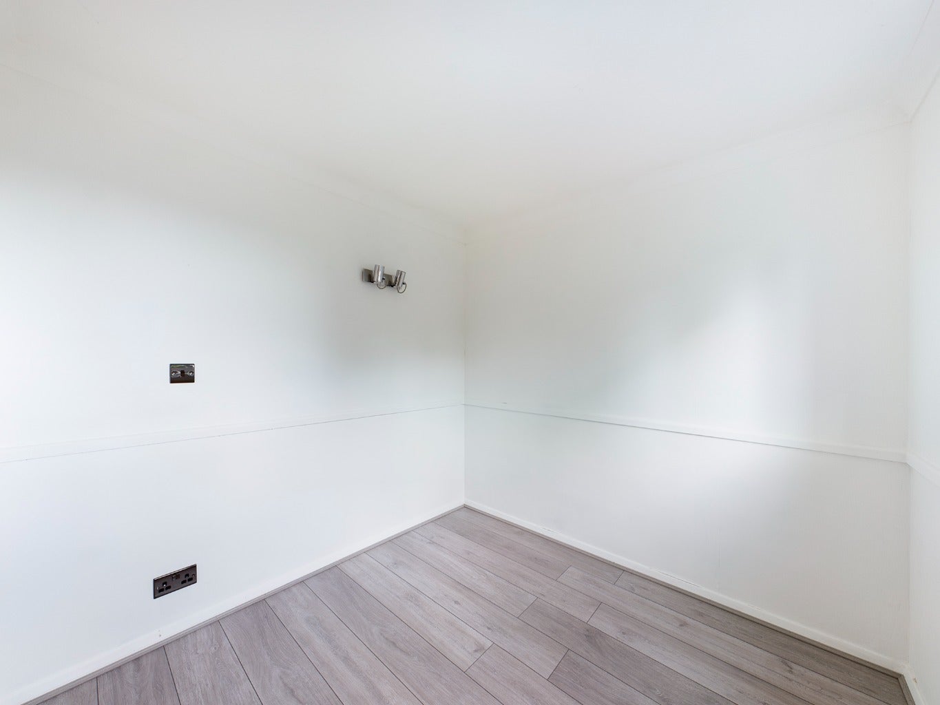 Flat Figtree Hill in Hemel Hempstead