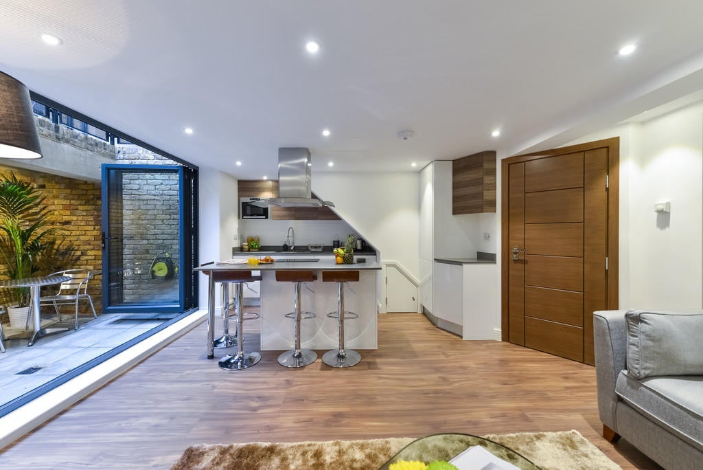 Flat Fortess Road in Greater London