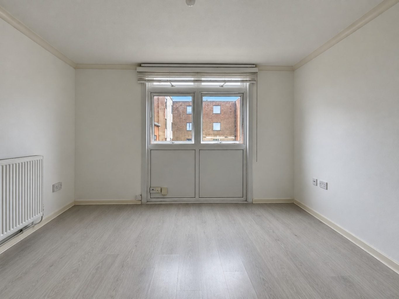 Flat Langham Road in Greater London