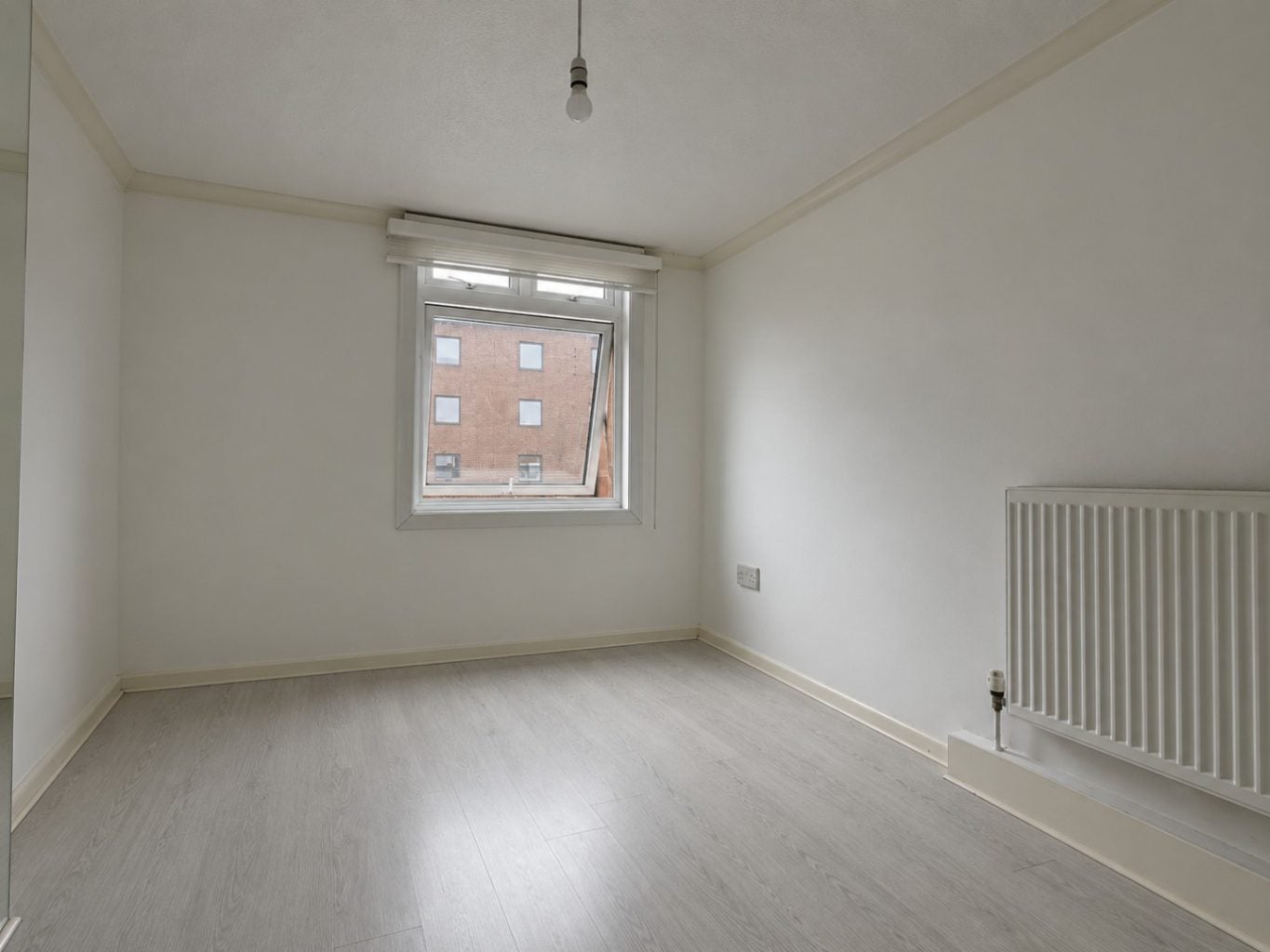 Flat Langham Road in Greater London