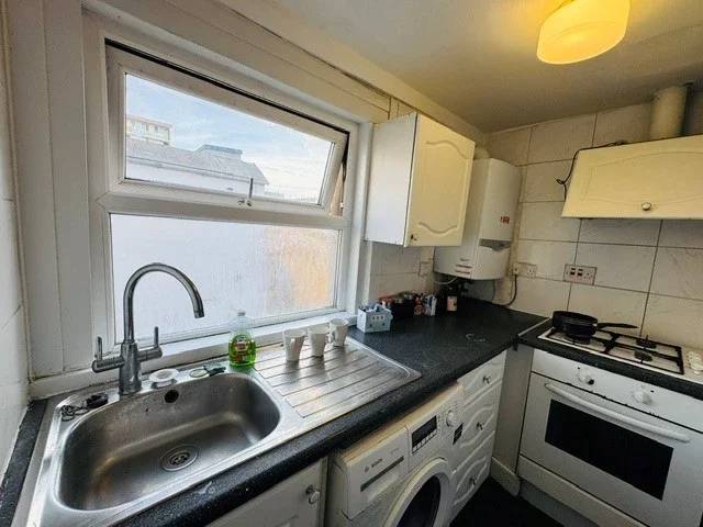 Flat Bethnal Green Road in Greater London