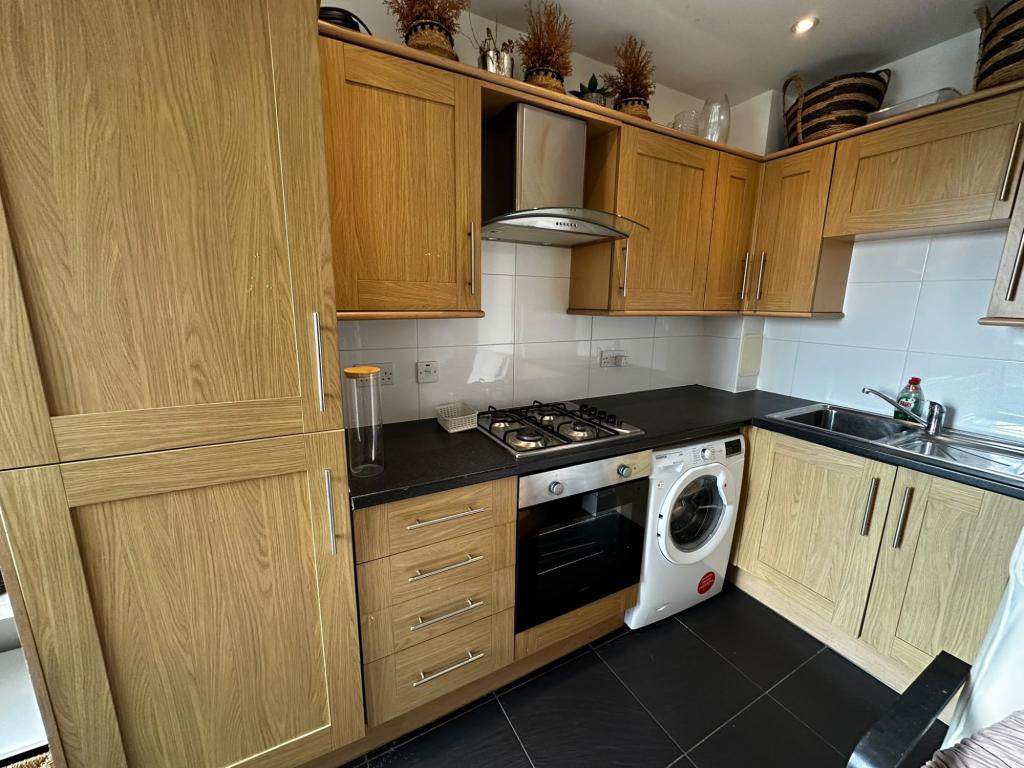 Flat Stamford Road in Greater London