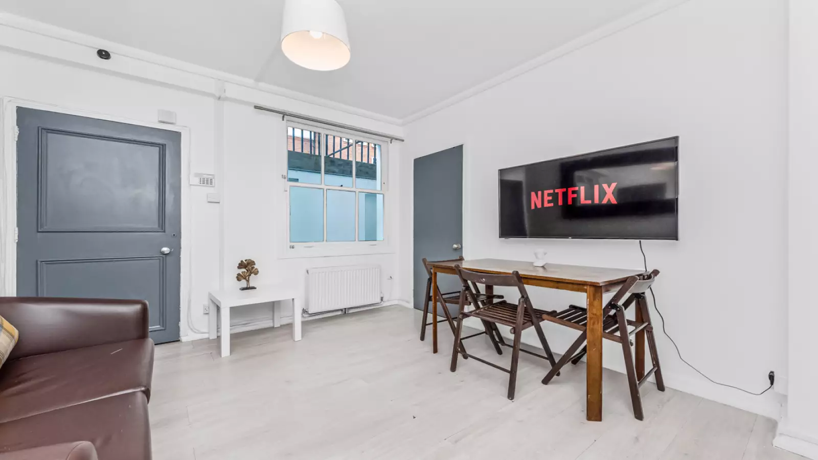Flat Tavistock Place in Greater London