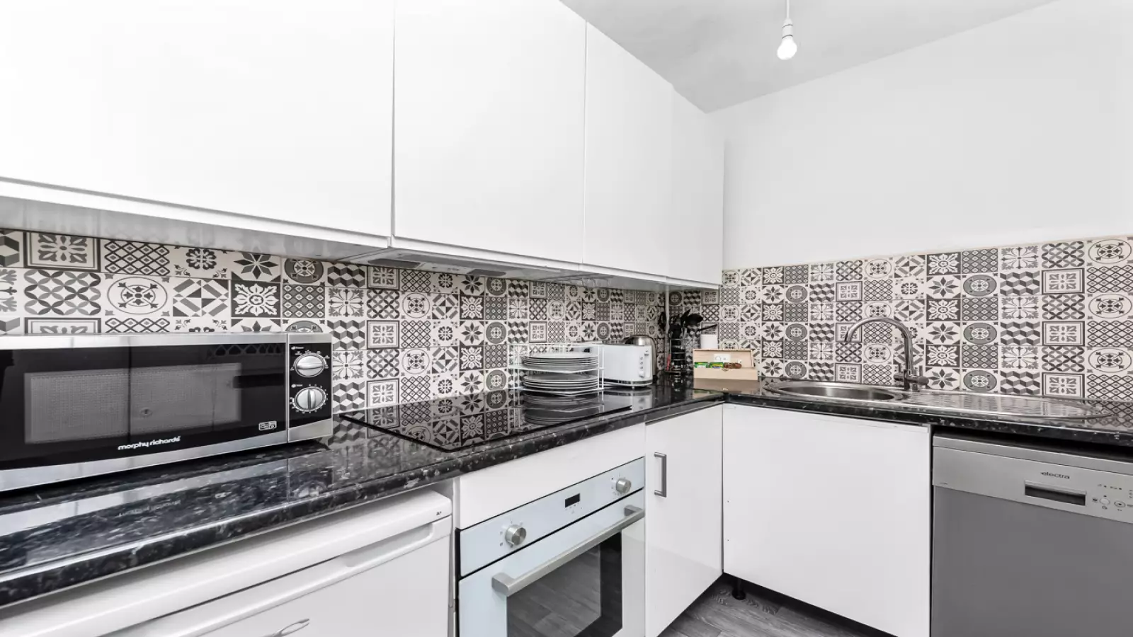 Flat Tavistock Place in Greater London