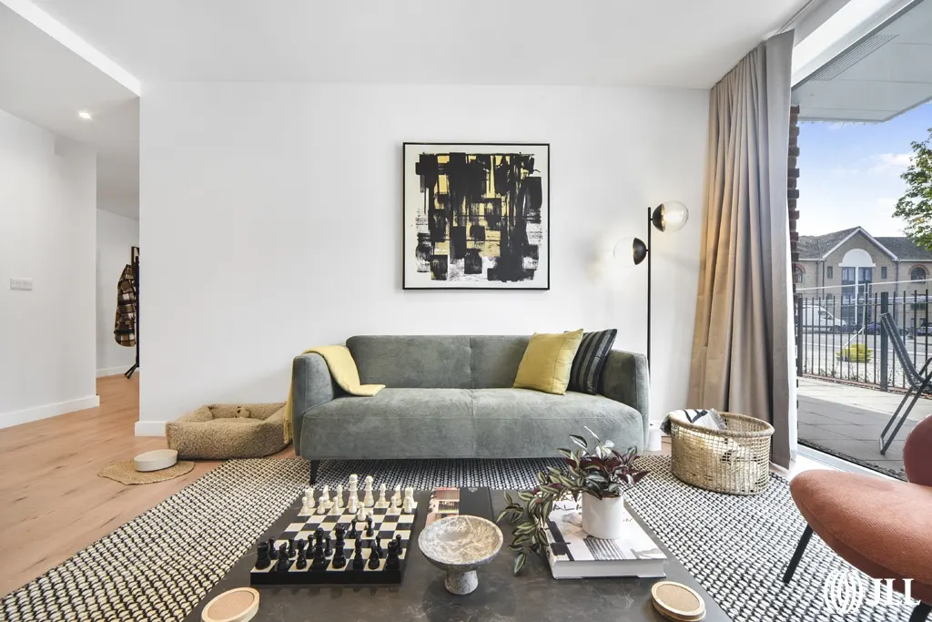 Flat Evelyn Street in Greater London