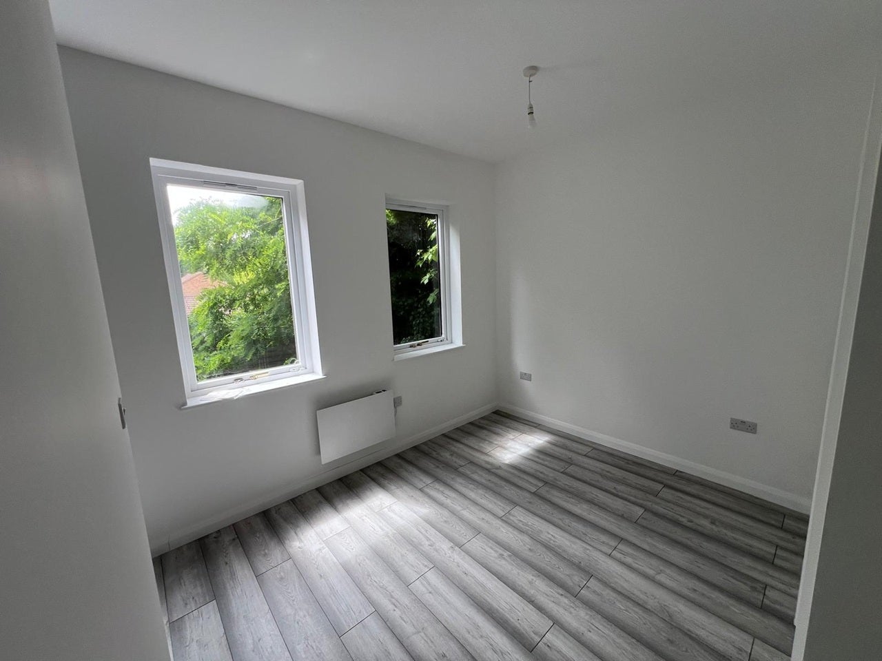 Flat Christchurch Road in Borough of Runnymede