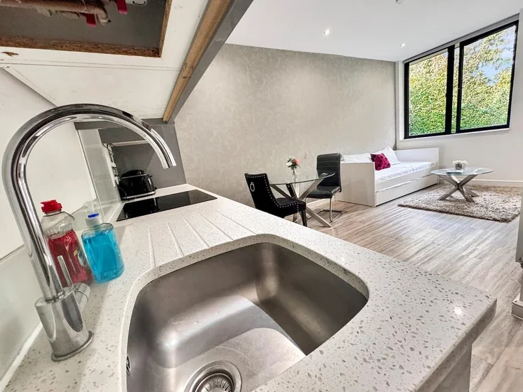 Flat H6 Childs Way in Milton Keynes