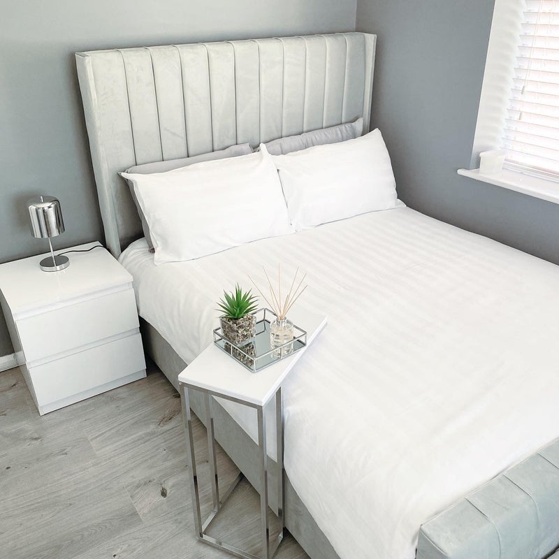 Room Mayeswood Road in Greater London
