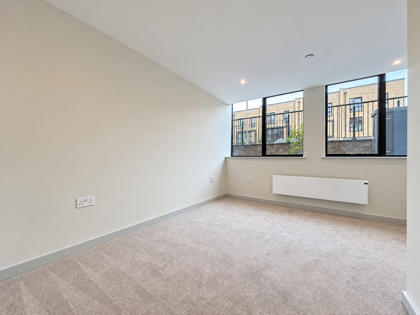 Flat Newtown Road in Fareham
