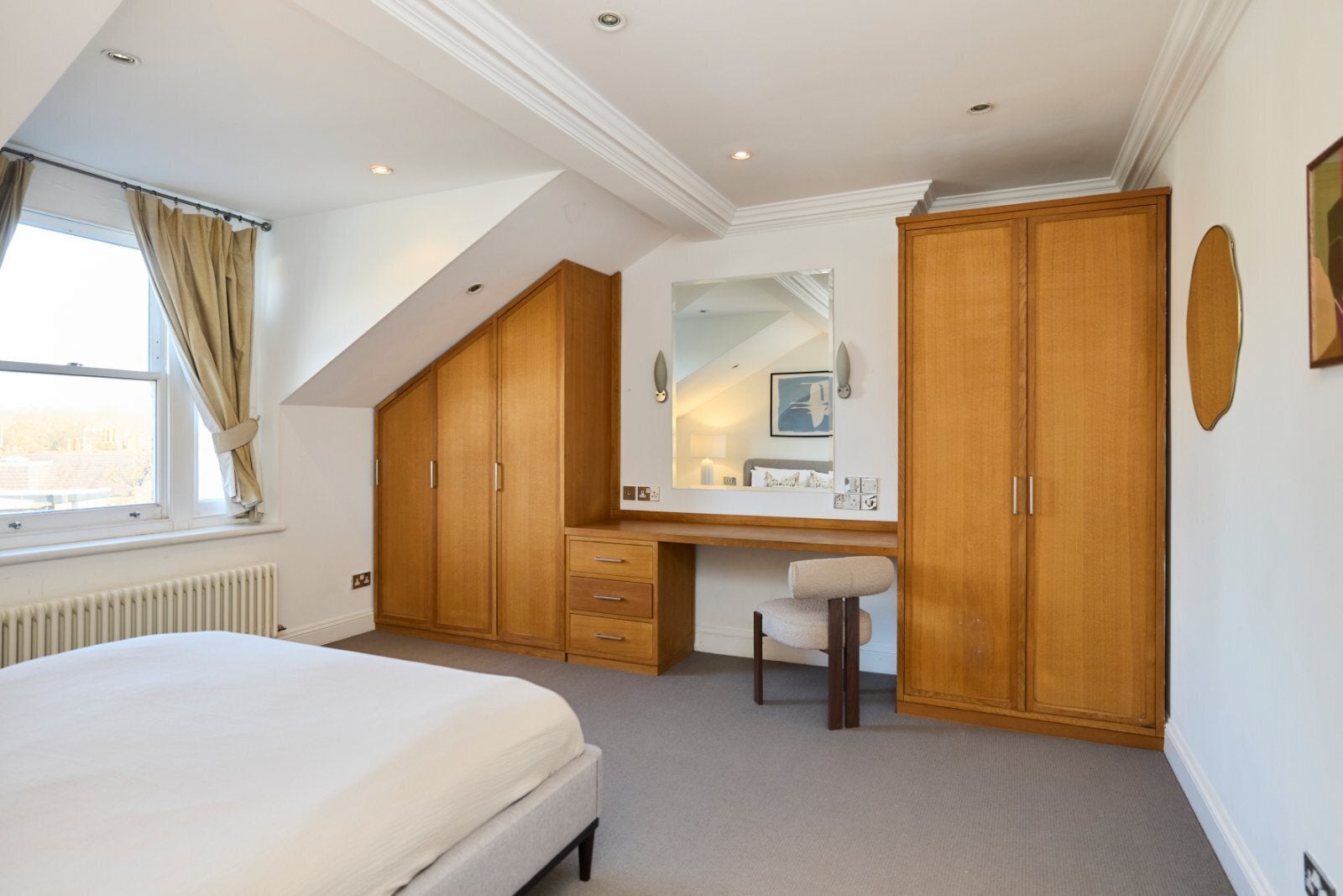 House Rudall Crescent in Greater London