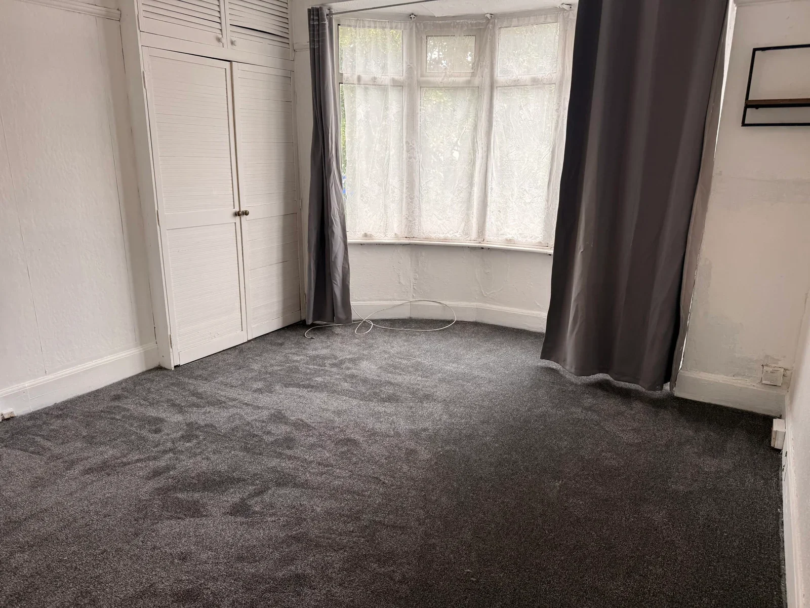 House Dallow Road in Luton