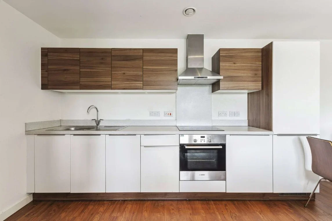 Flat Sillavan Way in Salford