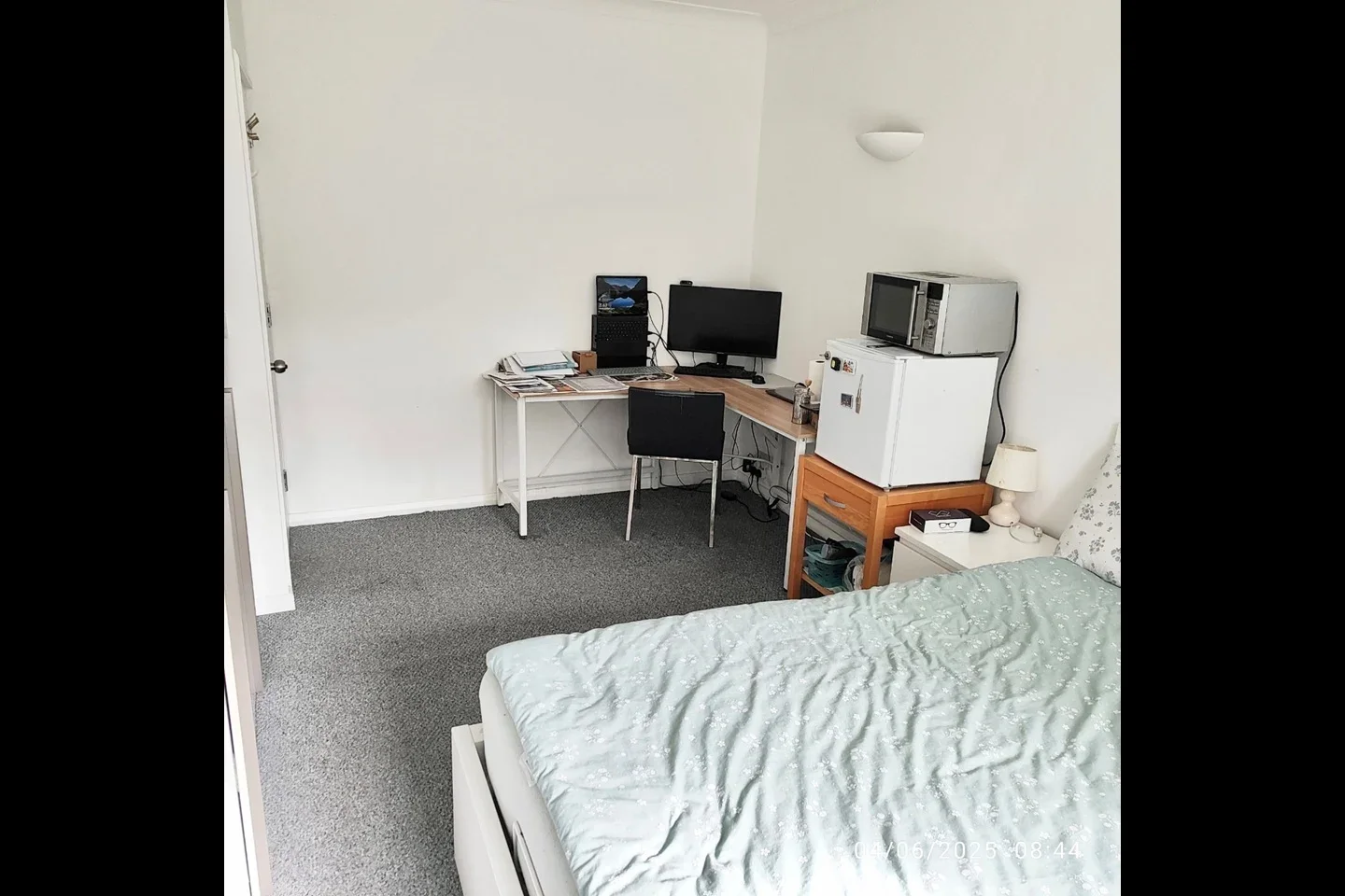 Room Mount Park Crescent in Greater London