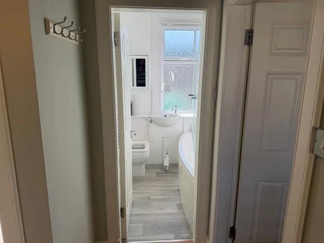 Room Stenhouse Crescent in City of Edinburgh