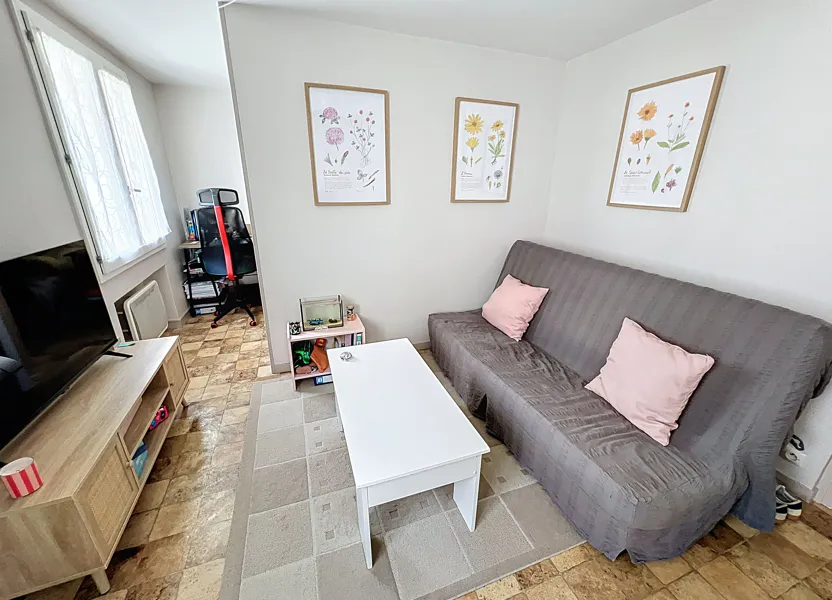 Flat Rue Le Jouteux in Tours