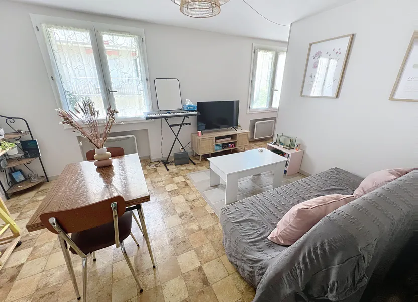 Flat Rue Le Jouteux in Tours
