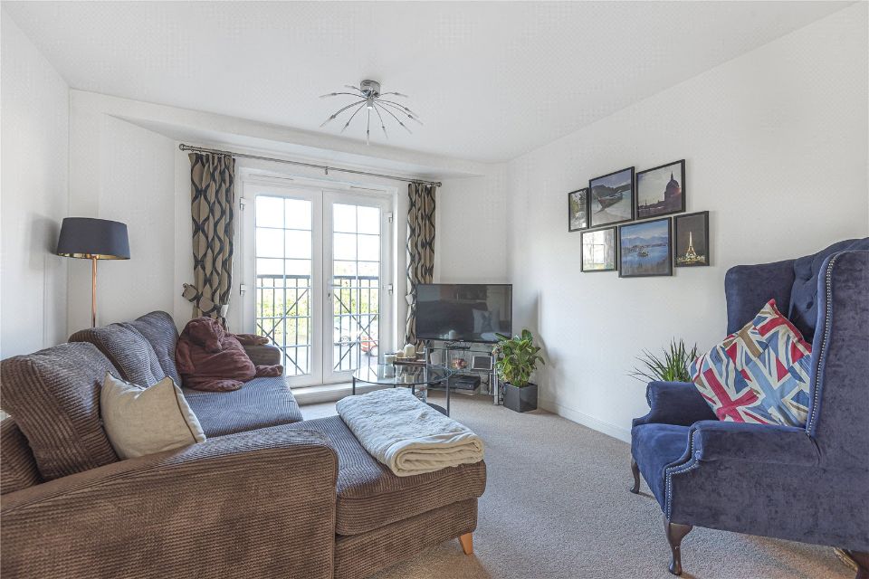 Flat St Dominic Close in Rushmoor