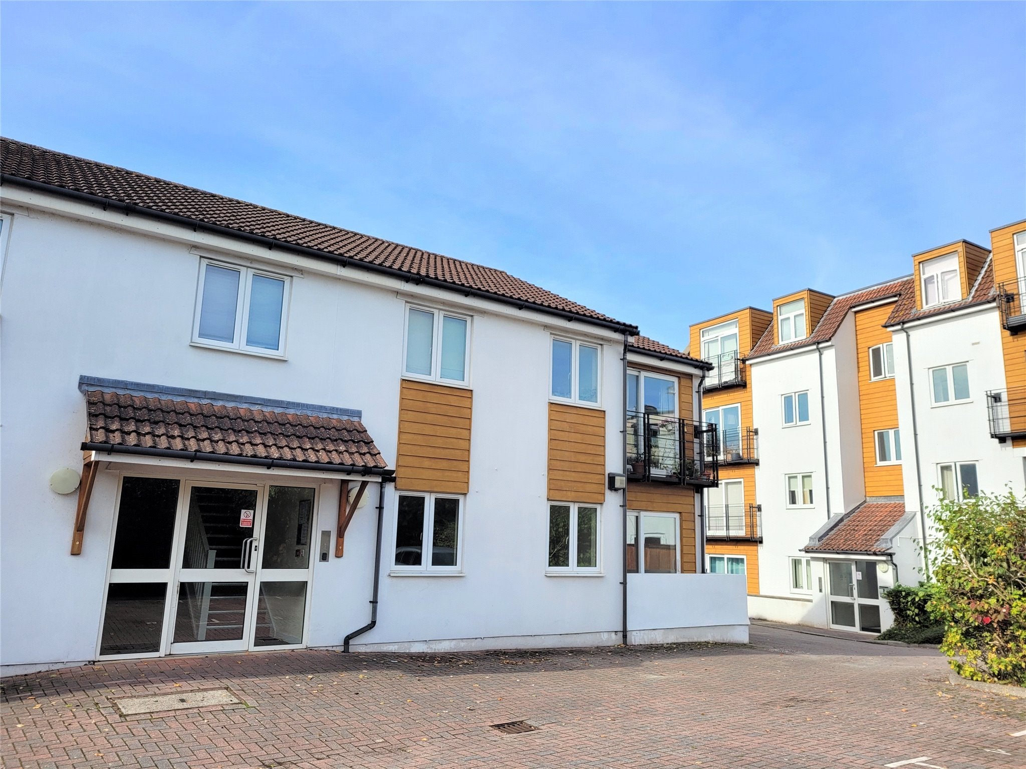 Flat Fishponds Road in Bristol
