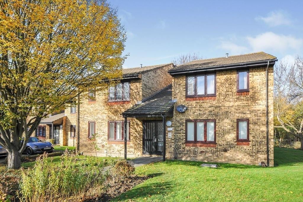 Flat York Rise in Greater London