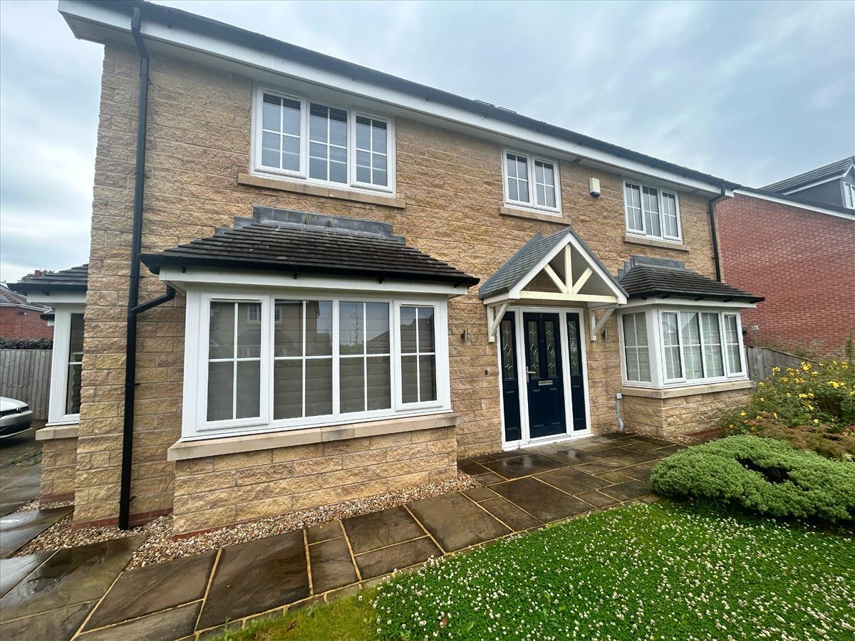 House Rowan Close in Barnacre-With-Bonds