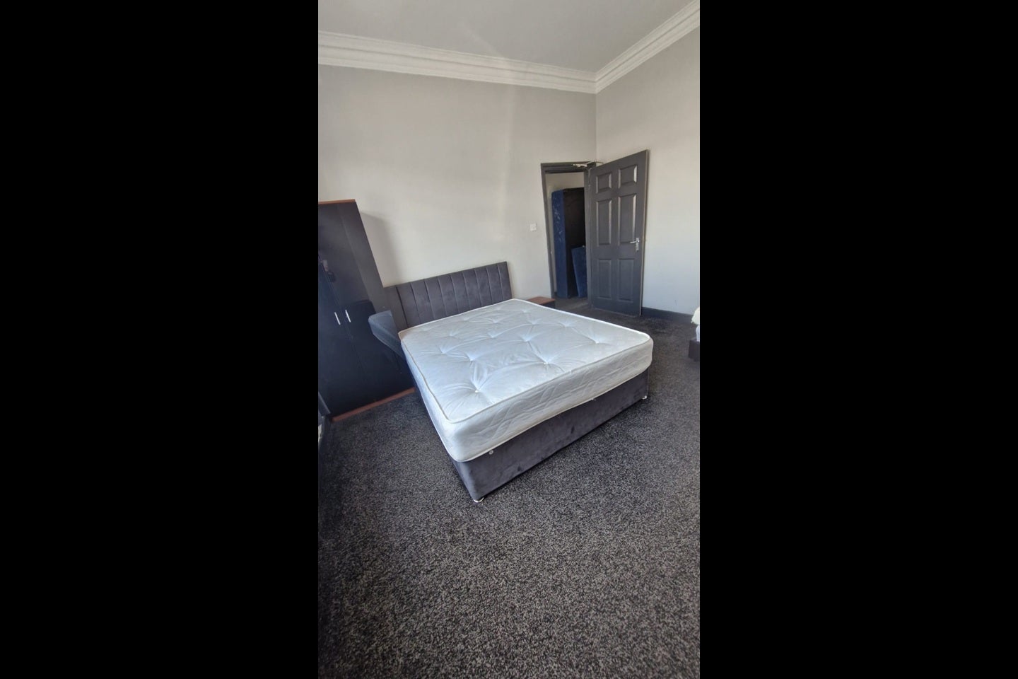 Room Oxbridge Street in Sunderland