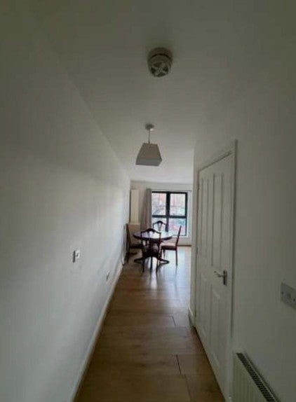 Flat Bramley Crescent in Greater London