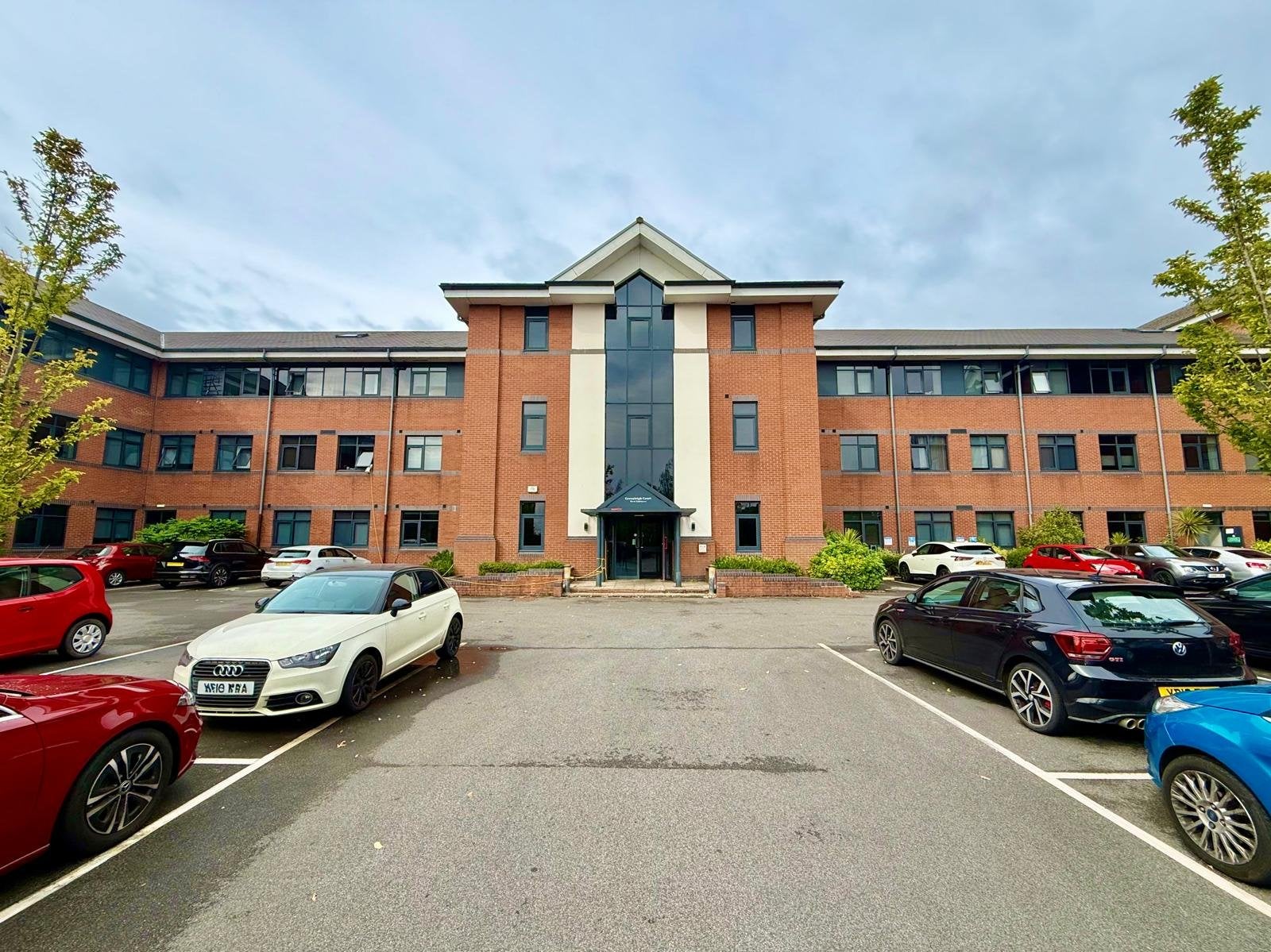 Flat Dawsons Square in Leeds