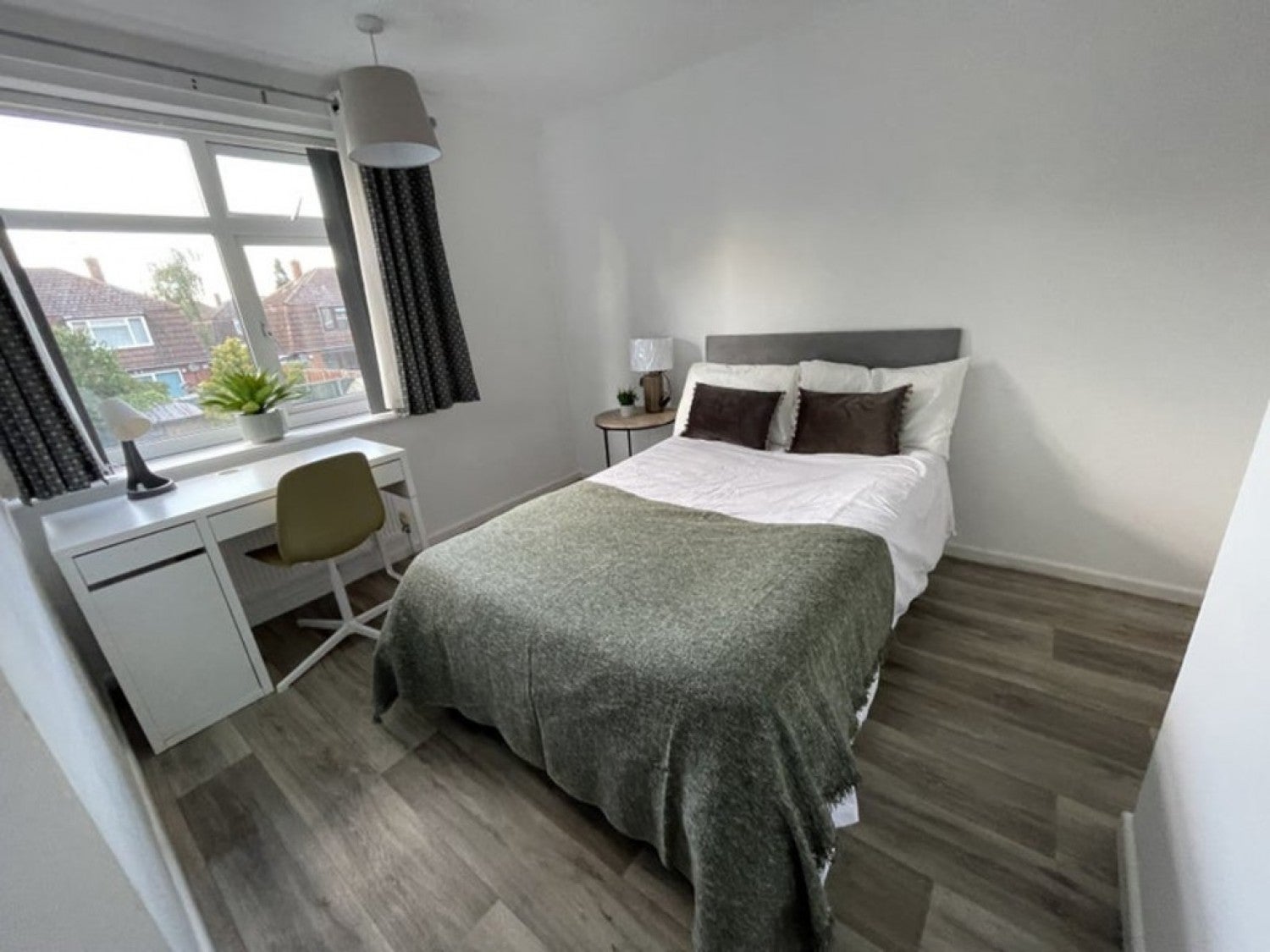 Room Fitzwilliam Close in Worcester